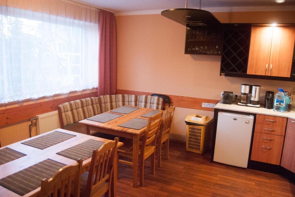 Terve Hostel Parnawa Zewnętrze zdjęcie